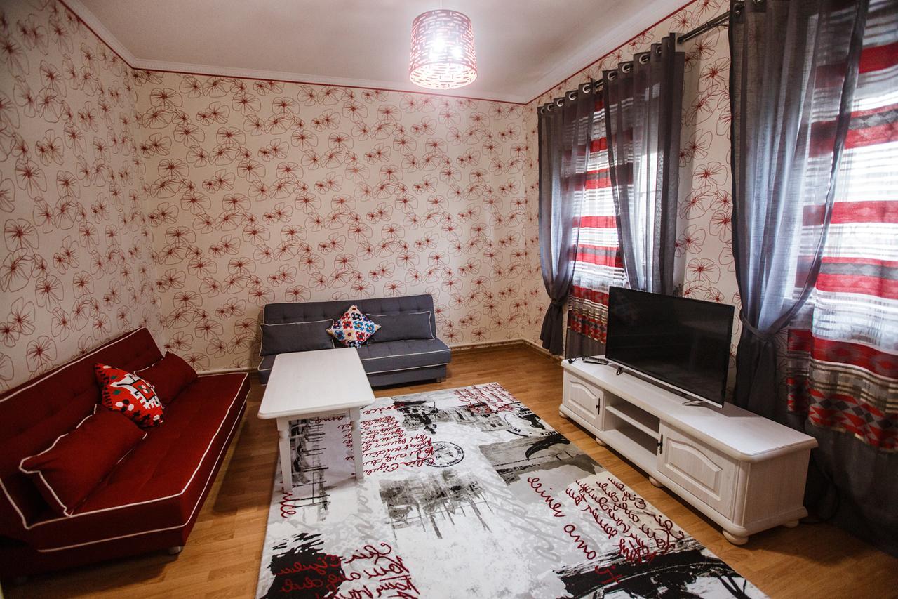 Aziaway Apart-Hotel Tashkent Bagian luar foto