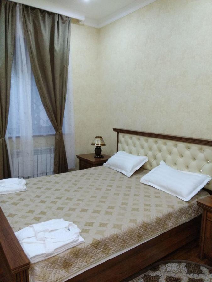 Aziaway Apart-Hotel Tashkent Bagian luar foto